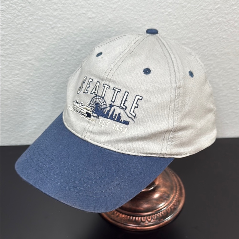Seattle Embroidered Women's Hat in Blue and Gray